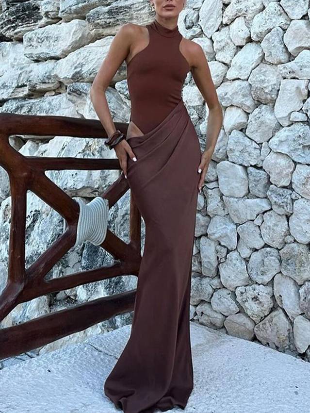 Alessia | Slim-Fit Hollow-Out Maxi Dress