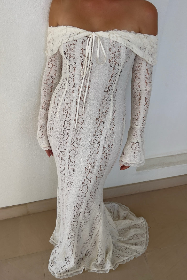 Georgette | Ivory Lace Maxi Dress