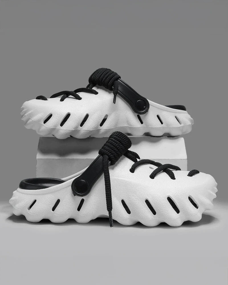 Arcos | Laced Clogs