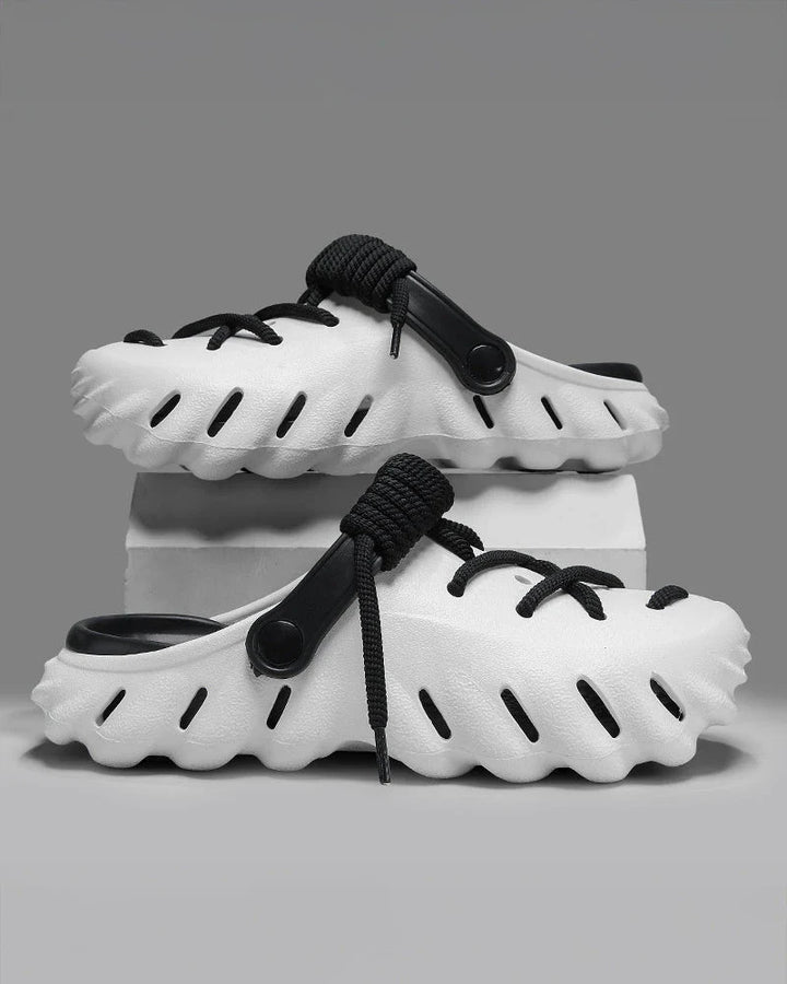 Arcos | Laced Clogs