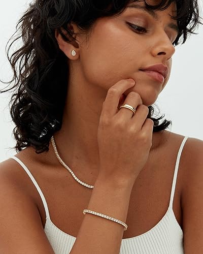 Kianna | 18K Gold Moissanite Tennis Bracelet
