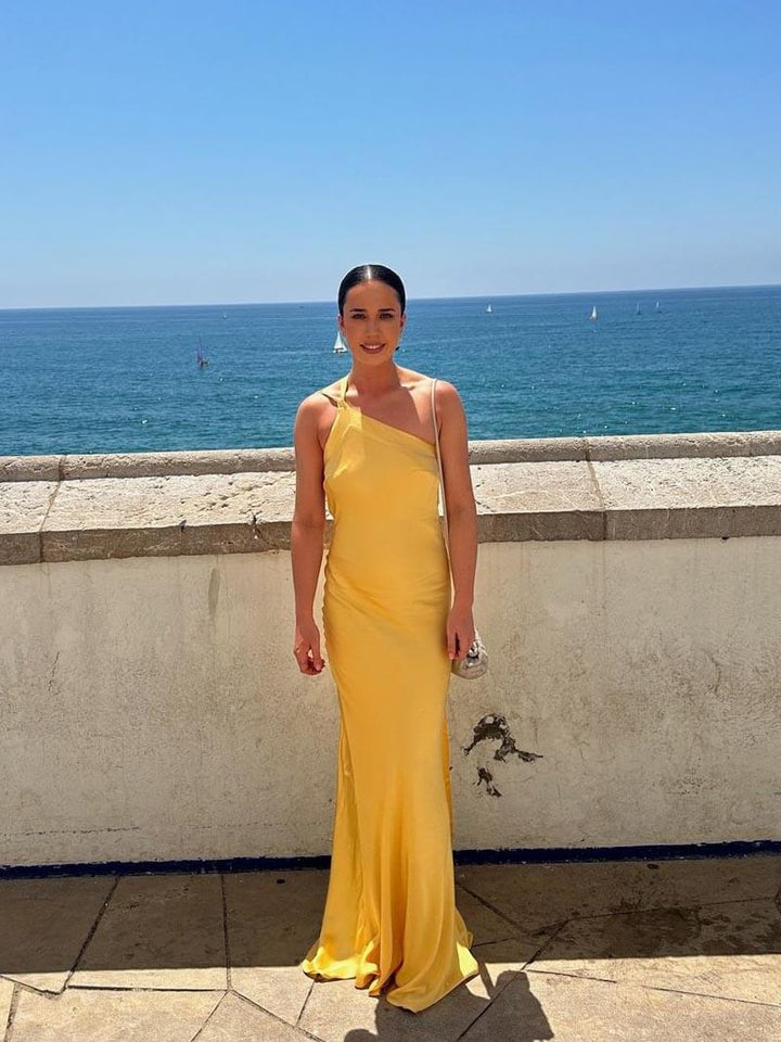 Avery | Sleek Backless Maxi Dress