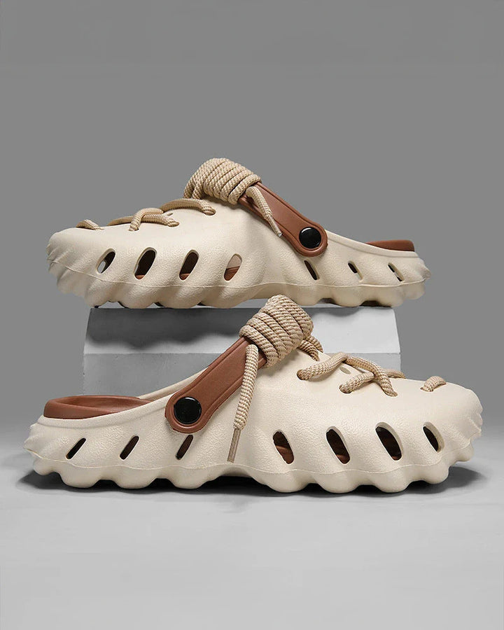 Arcos | Laced Clogs