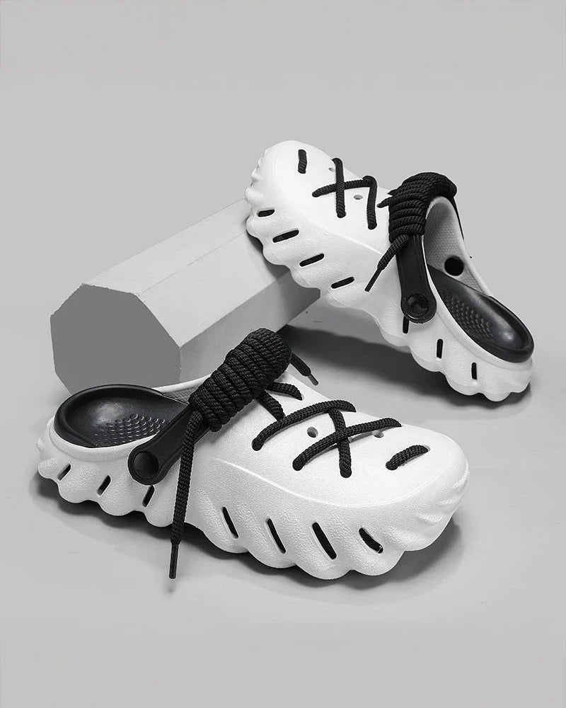 Arcos | Laced Clogs