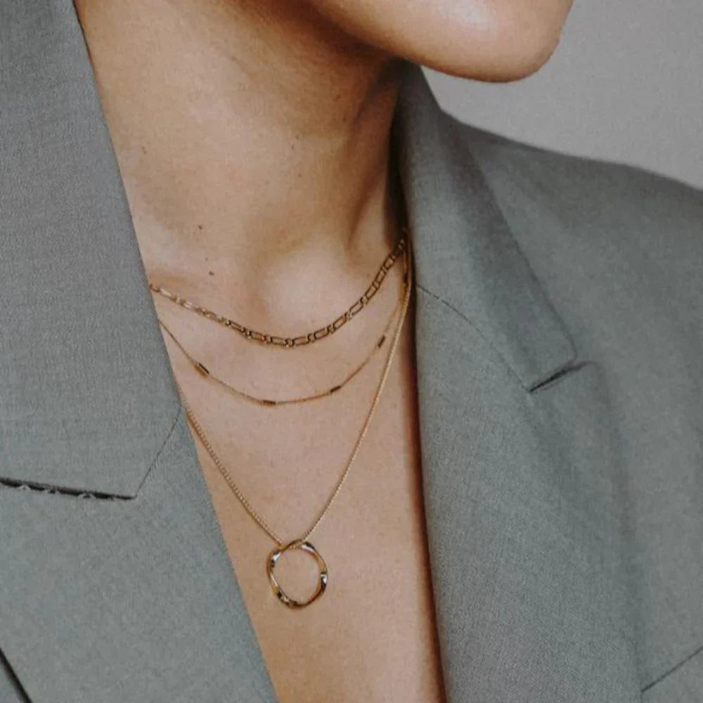 Maica | Open Circle Three Row Necklace – Gold 18K