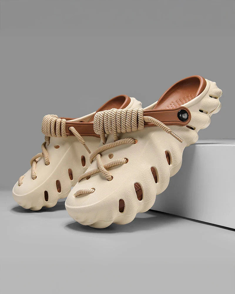 Arcos | Laced Clogs