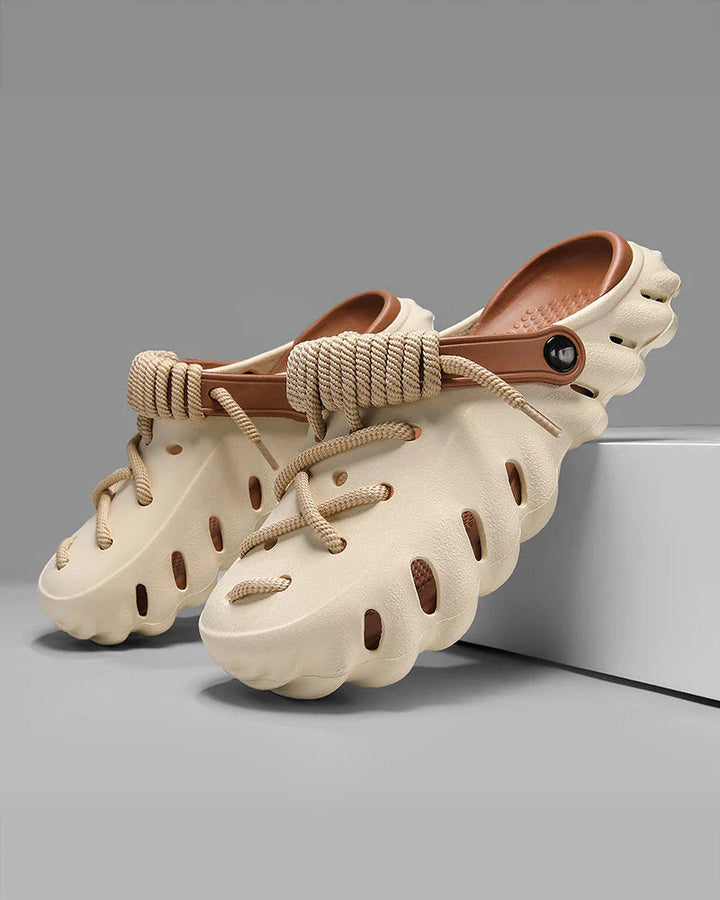Arcos | Laced Clogs