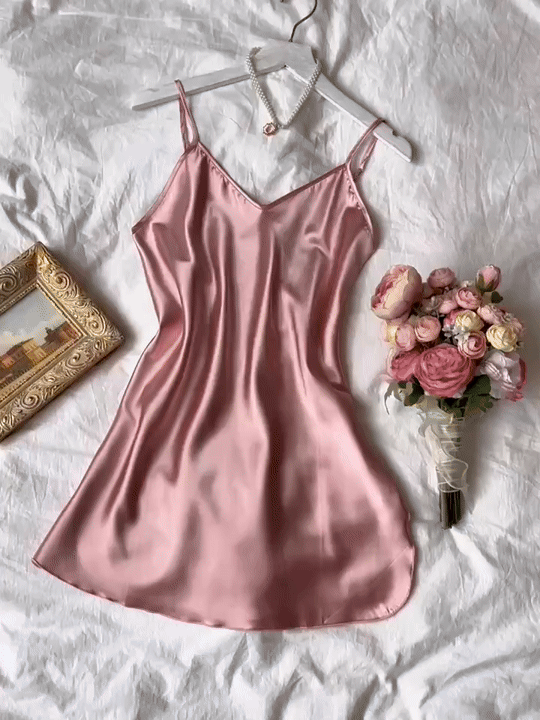 Astrid | Seductive Lace Nightgown