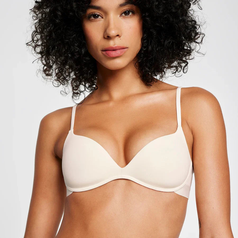 Lia | Curve-Enhancing Lingerie