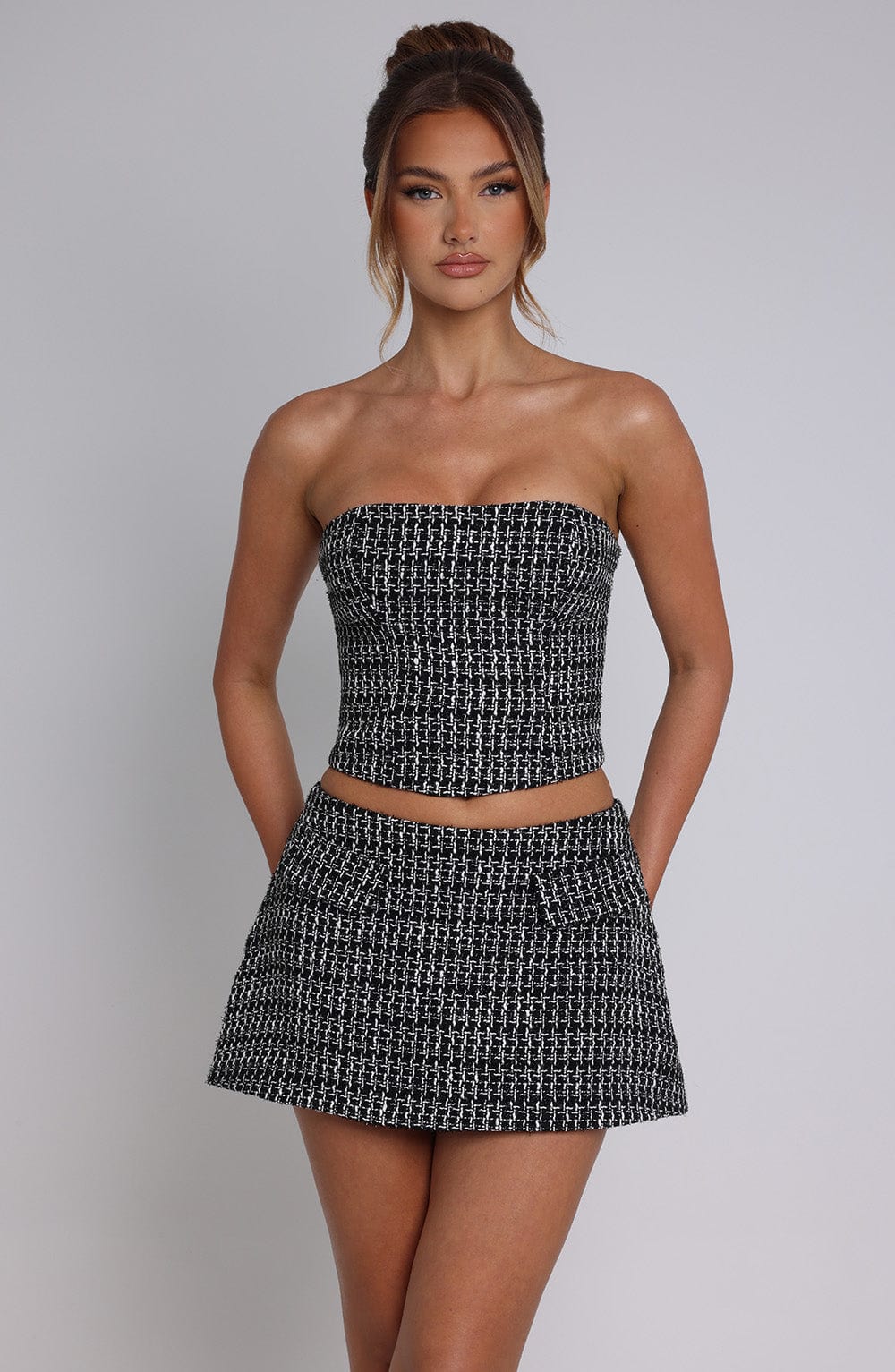 Olina | Black/White Top
