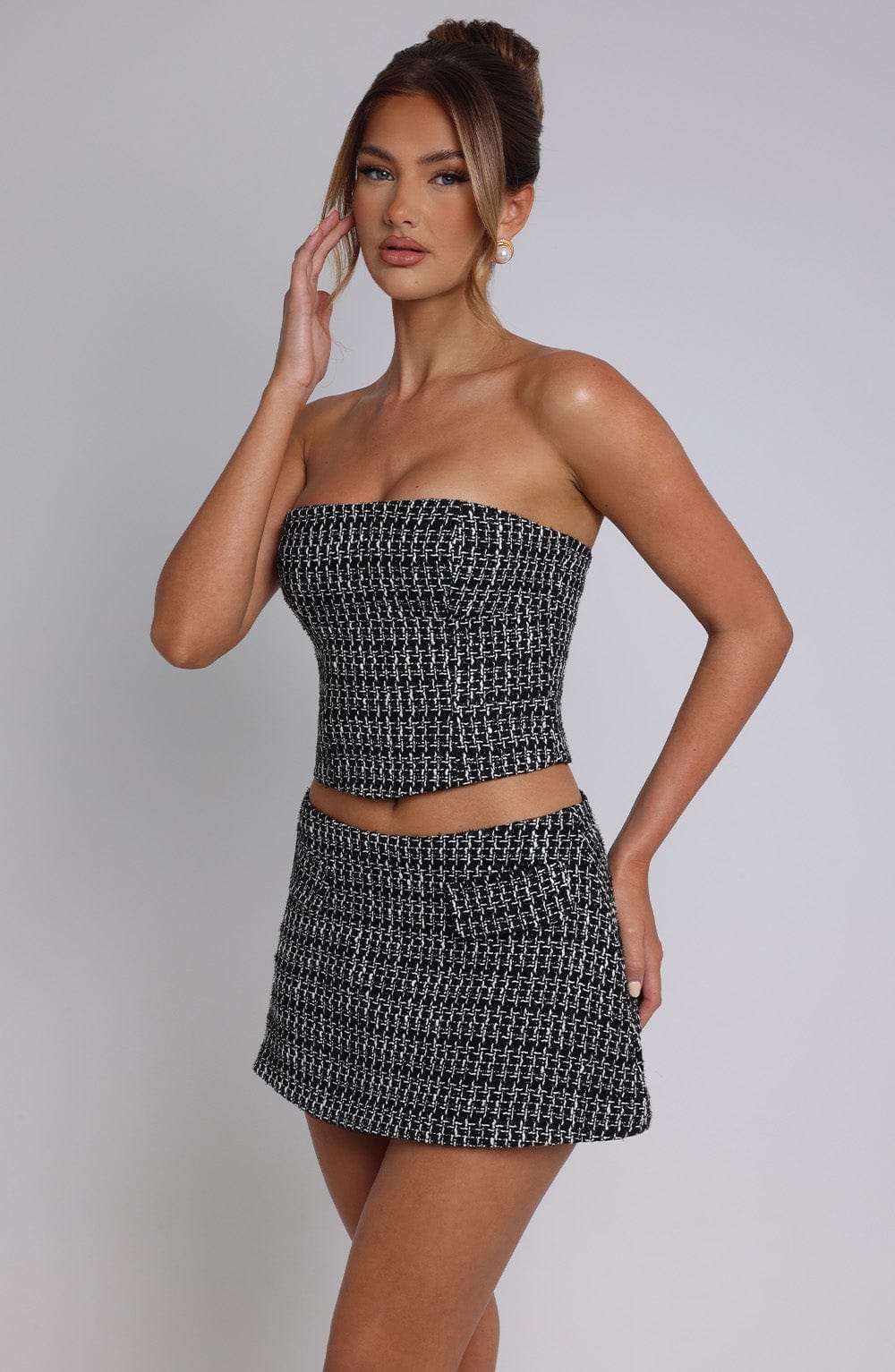 Olina | Black/White Top
